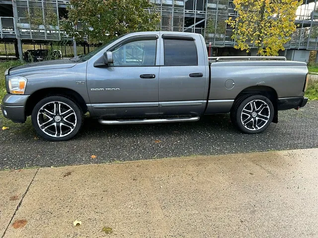 2006 dodge ram 1500 personenauto - afbeelding 12 van  24