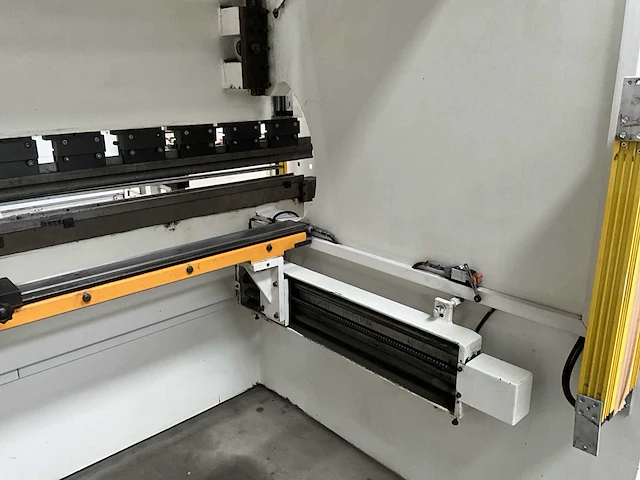 2006 ermak cnchap 3160 cnc kantbank - afbeelding 8 van  24