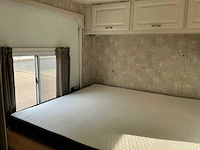 2006 ford e450 coachmen camper - afbeelding 32 van  61