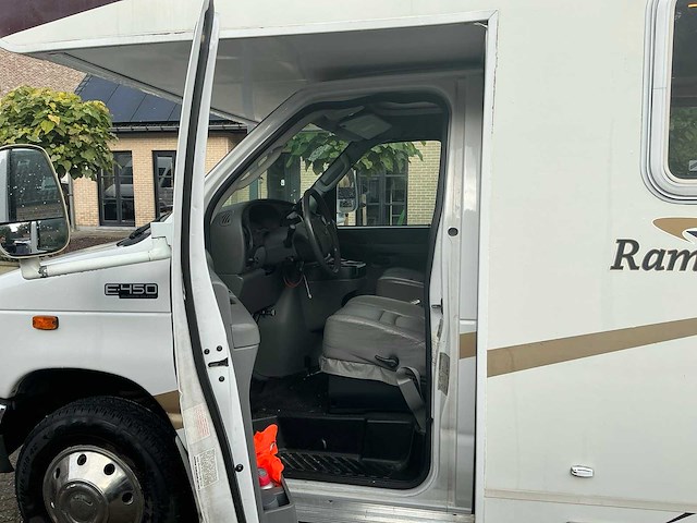 2006 ford e450 coachmen camper - afbeelding 10 van  61
