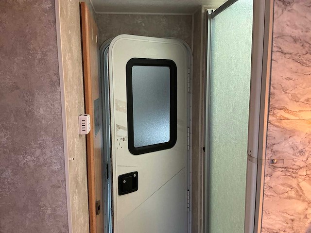 2006 ford e450 coachmen camper - afbeelding 30 van  61