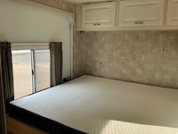 2006 ford e450 coachmen camper - afbeelding 32 van  61