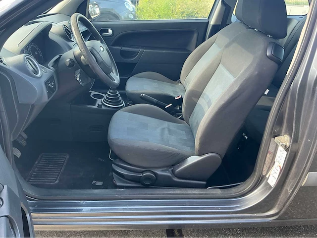 2006 ford fiesta personenauto - afbeelding 11 van  35