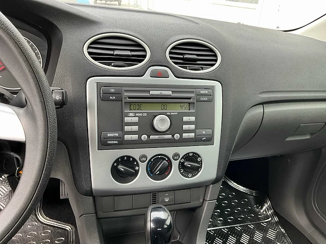 2006 ford focus personenauto - afbeelding 9 van  32