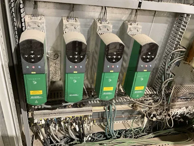 2006 giben formula platen opdeelzaagmachine - afbeelding 19 van  34