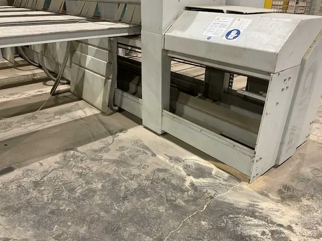 2006 giben formula platen opdeelzaagmachine - afbeelding 25 van  34