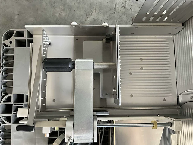 2006 graef va 400 tafelsnijmachine - volautomatisch - afbeelding 16 van  16