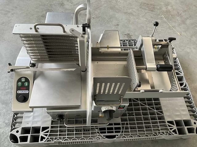 2006 graef va 400 tafelsnijmachine - volautomatisch - afbeelding 7 van  16