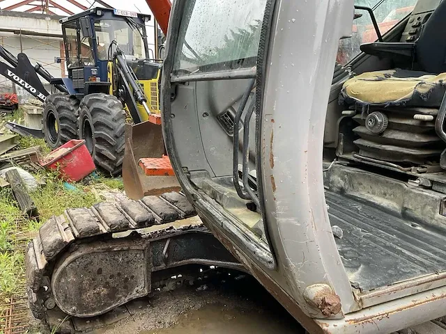 2006 hitachi zaxis 135 us rupsgraafmachine - afbeelding 2 van  12