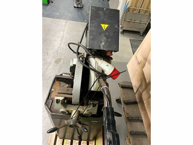 2006 huvema hu 315 ckl cirkelzaagmachine metaal - afbeelding 3 van  9