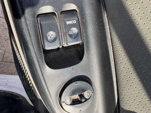 2006 hyundai h200 bestelwagen - trekhaak - afbeelding 5 van  21