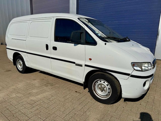 2006 hyundai h200 bestelwagen - trekhaak - afbeelding 12 van  21