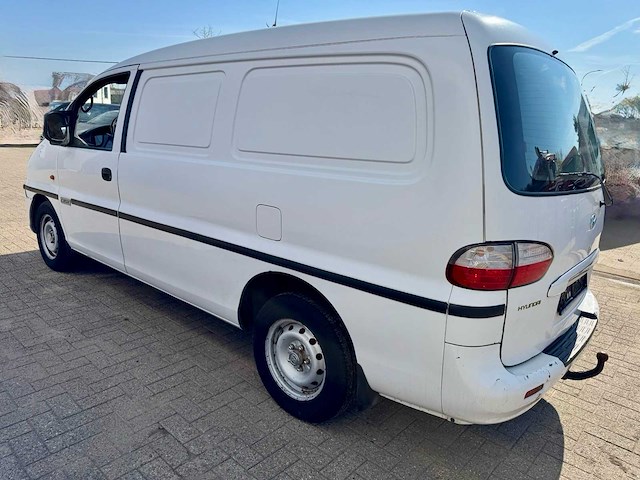 2006 hyundai h200 bestelwagen - trekhaak - afbeelding 15 van  21