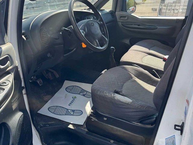 2006 hyundai h200 bestelwagen - trekhaak - afbeelding 20 van  21