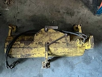 2006 knikmops 90 shovel met accesoires - afbeelding 13 van  27