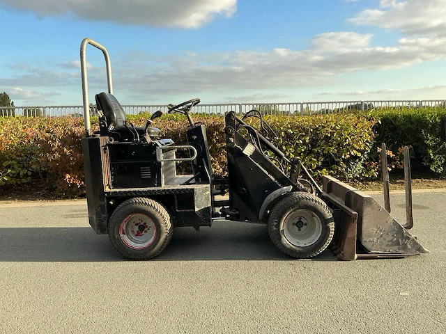 2006 knikmops 90 shovel met accesoires - afbeelding 23 van  27