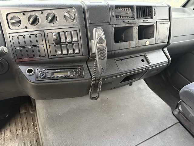 2006 man tga 18.390 trekker - airco en webasto - automaat - afbeelding 13 van  17