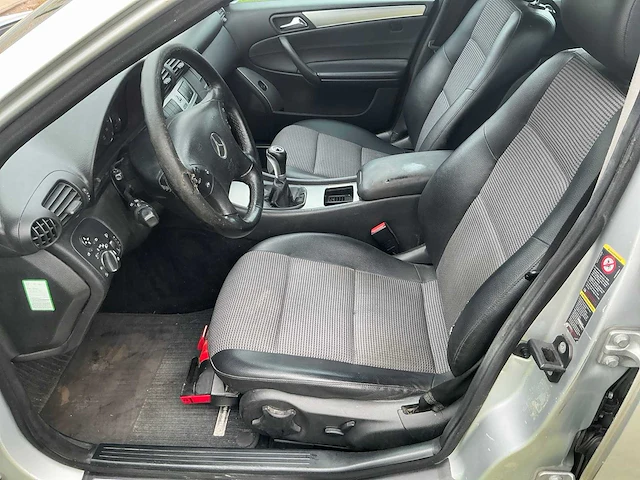 2006 mercedes-benz c 200 cdi 203 k - afbeelding 13 van  44