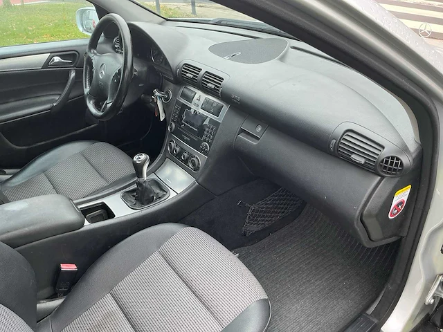 2006 mercedes-benz c 200 cdi 203 k - afbeelding 26 van  44