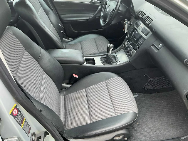 2006 mercedes-benz c 200 cdi 203 k - afbeelding 27 van  44