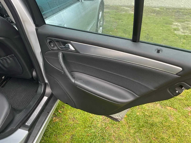 2006 mercedes-benz c 200 cdi 203 k - afbeelding 29 van  44