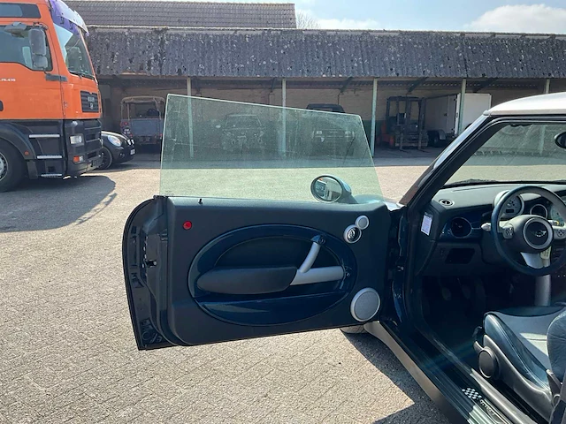 2006 mini cooper personenauto - afbeelding 13 van  41