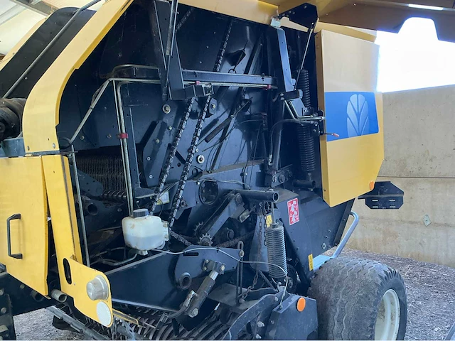 2006 new holland br7070 balenpers - afbeelding 14 van  27