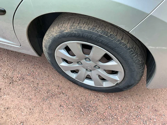2006 peugeot 207 personenauto - afbeelding 3 van  31