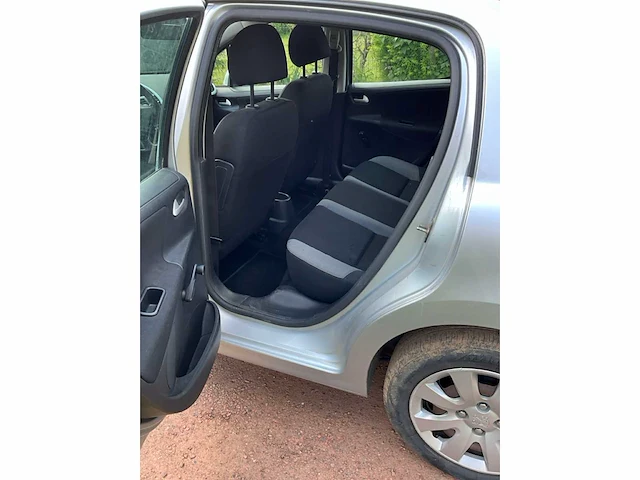 2006 peugeot 207 personenauto - afbeelding 14 van  31