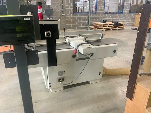 2006 scm f 520 e vlakschaaf - afbeelding 2 van  12