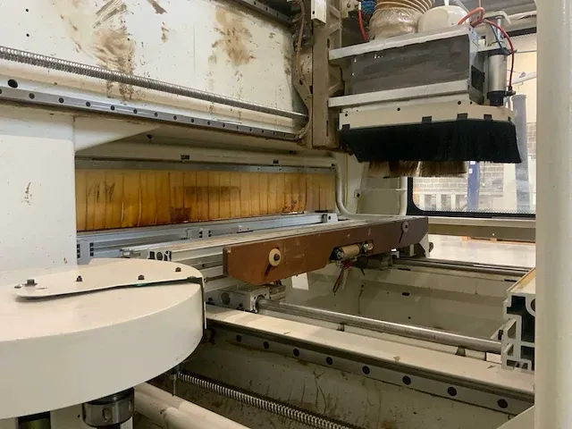 2006 scm tech z30 cnc-freesmachine - afbeelding 25 van  28