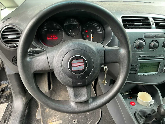 2006 seat leon 1.6i benzineauto - afbeelding 16 van  48