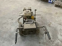 2006 taiver l4200 lijnen markeerder - verfmachine op benzine motor - afbeelding 7 van  9