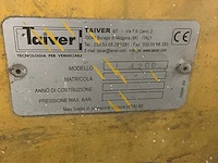 2006 taiver l4200 lijnen markeerder - verfmachine op benzine motor - afbeelding 9 van  9