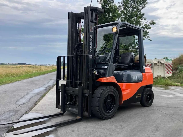 2006 toyota 7fgf30 vorkheftruck - afbeelding 1 van  48