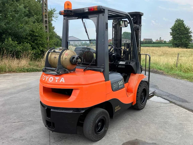 2006 toyota 7fgf30 vorkheftruck - afbeelding 44 van  48