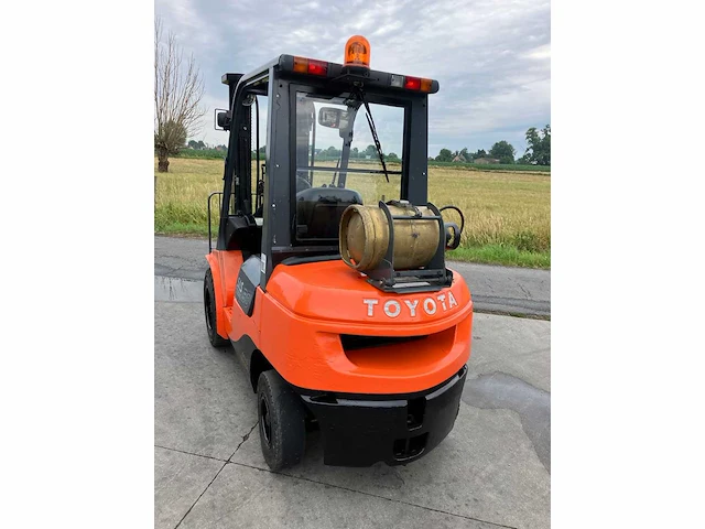 2006 toyota 7fgf30 vorkheftruck - afbeelding 46 van  48