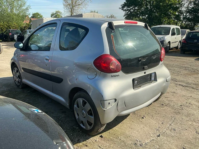 2006 toyota aygo - afbeelding 16 van  21