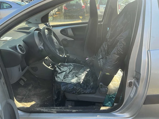 2006 toyota aygo - afbeelding 21 van  21