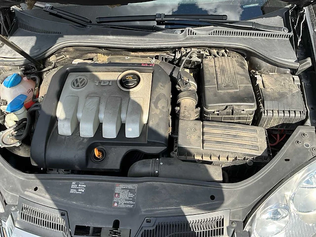 2006 volkswagen jetta personenauto - afbeelding 11 van  28