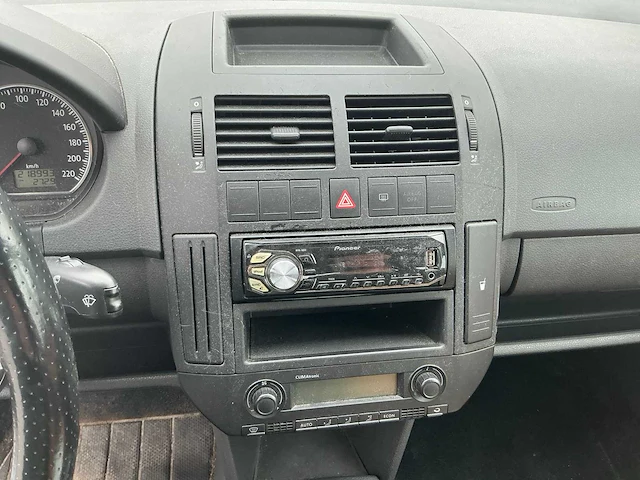 2006 volkswagen polo personenauto - afbeelding 11 van  60