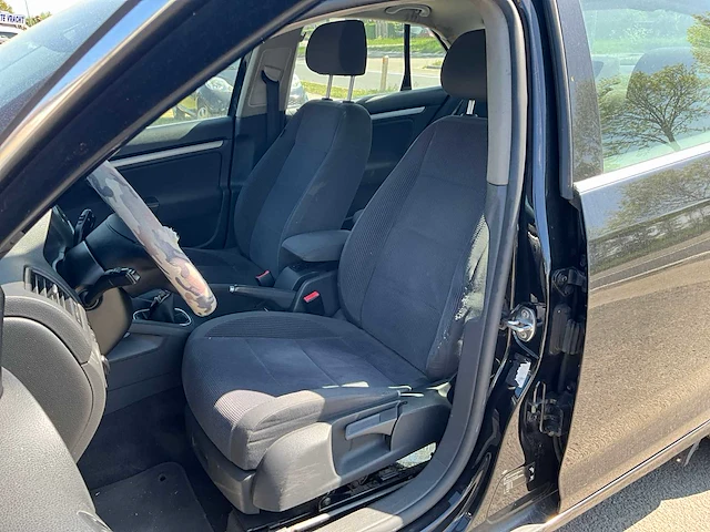 2006 volkswagen vw jetta - afbeelding 3 van  37