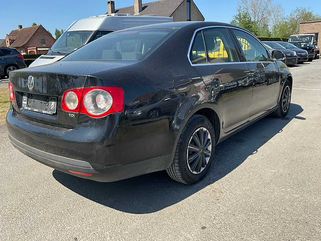 2006 volkswagen vw jetta - afbeelding 33 van  37