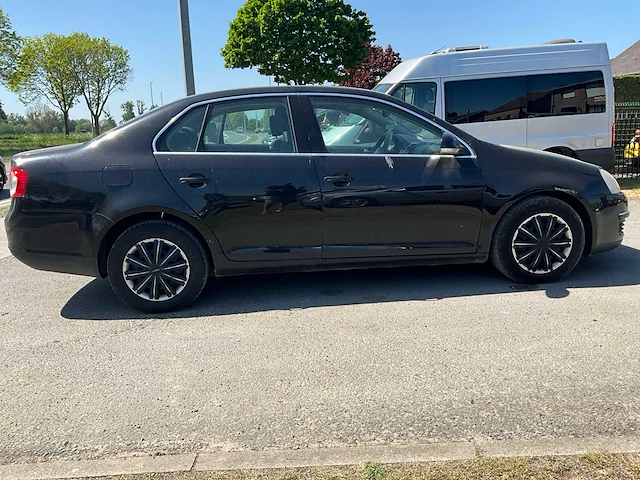 2006 volkswagen vw jetta - afbeelding 34 van  37