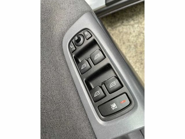 2006 volvo v50 1.8i 16v flexfuel auto - afbeelding 13 van  36