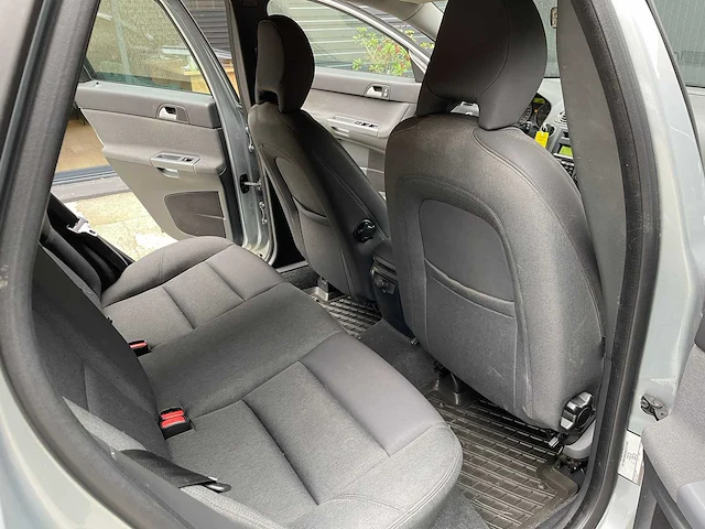 2006 volvo v50 1.8i 16v flexfuel auto - afbeelding 17 van  36