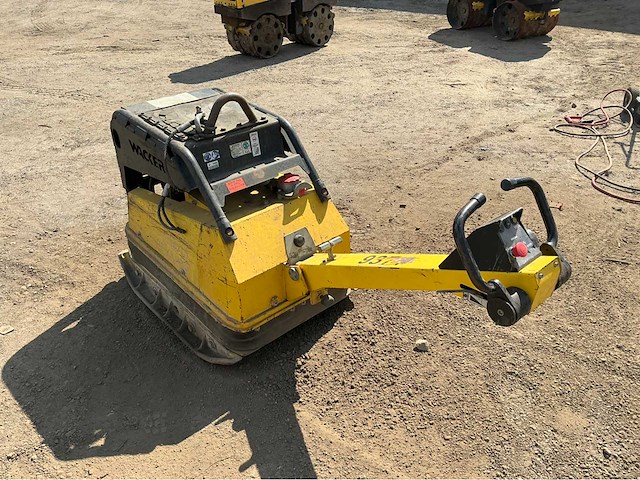 2006 wacker neuson dpu 100-70 trilplaat - afbeelding 1 van  4