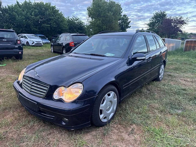 2007 - mercedes-benz c200 cdi - personenauto - afbeelding 1 van  31