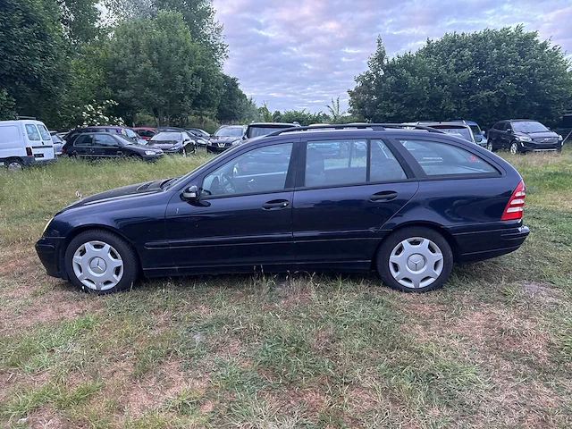 2007 - mercedes-benz c200 cdi - personenauto - afbeelding 26 van  31