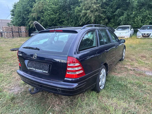 2007 - mercedes-benz c200 cdi - personenauto - afbeelding 28 van  31